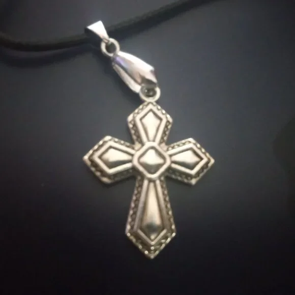 Handmade Silver Plated Cross Necklace - Picture 2 of 3